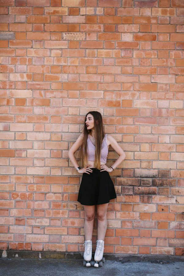 Quelle est la méthode pour réaliser un look inspiré des années 20 ?