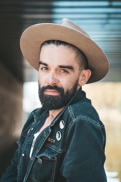 Conseils pour tailler sa moustache facilement