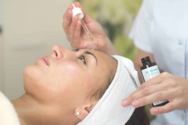 Le guide ultime pour une routine de soins de la peau matinale : les produits à utiliser en fonction de votre type de peau