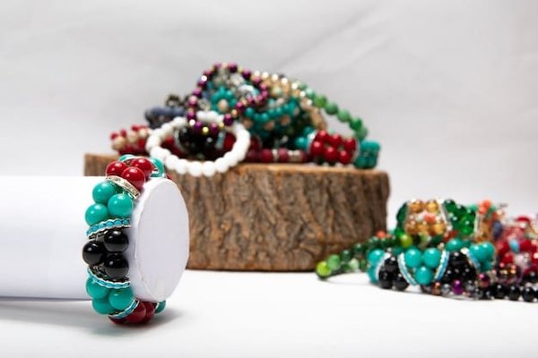 Comment choisir son collier en pierres brutes ?