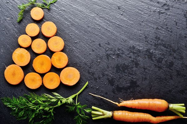 Comment styliser des pantalons à motifs sans paraître trop audacieuse ?